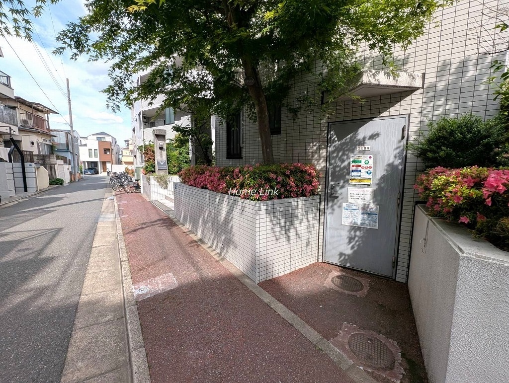 クリオ赤塚壱番館　ゴミ置き場